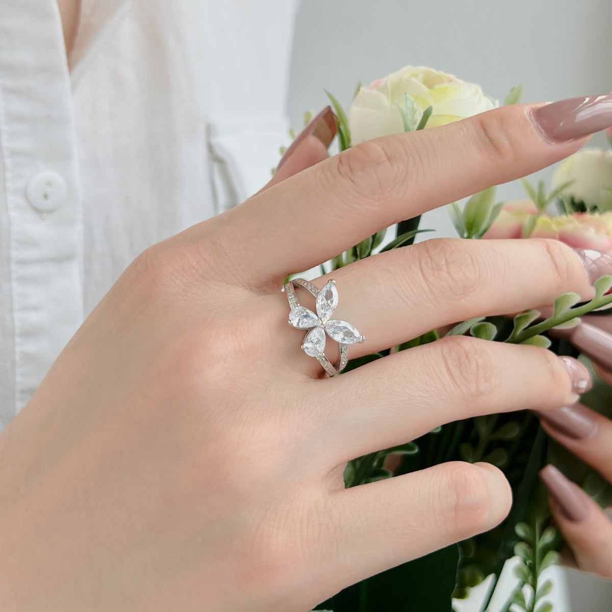 Flydeer 0.5CT Pear and Marquise-Cut Butterfly Shaped Eternity Ring DY120713-S-W-WH