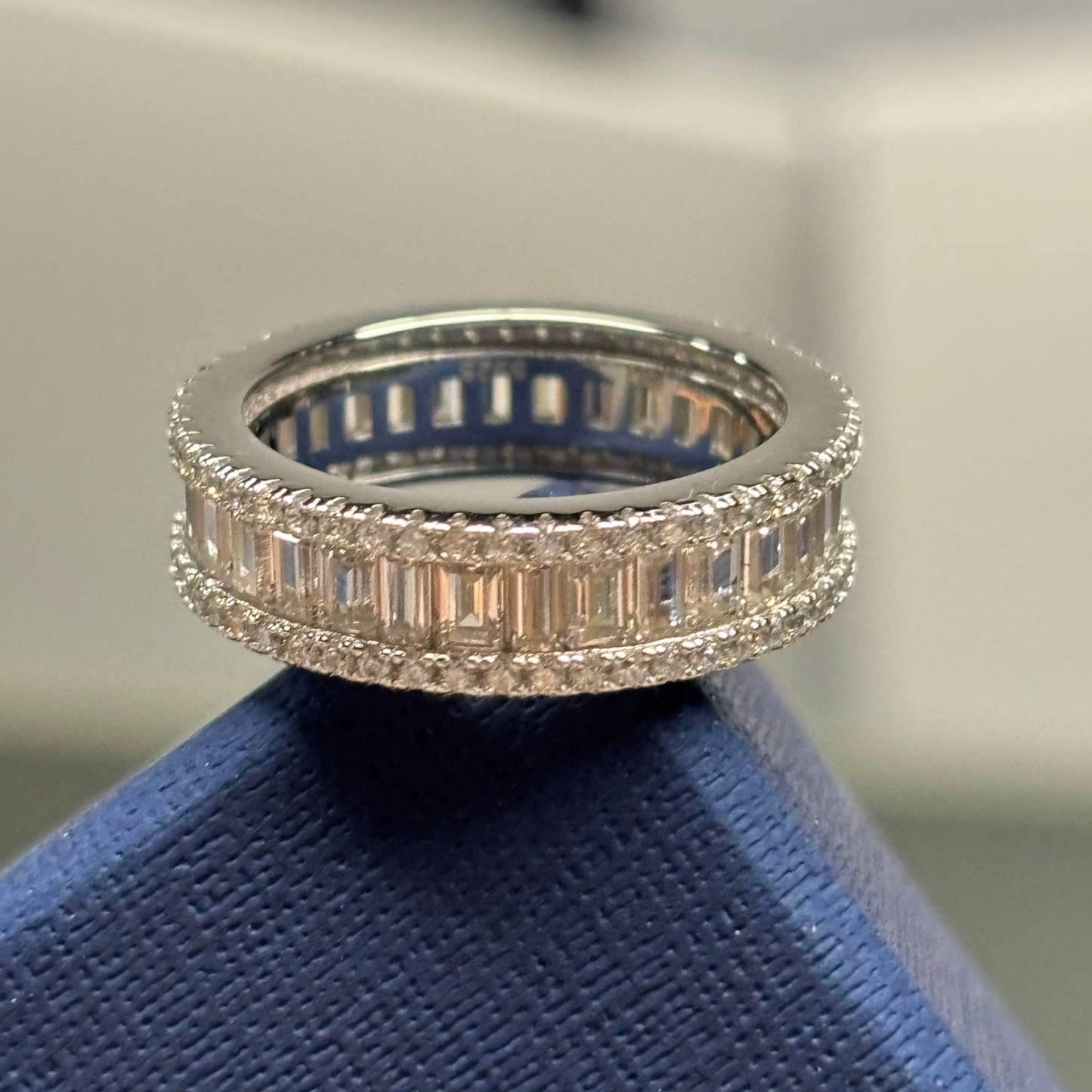 Flydeer Wedding Band for Women Baguette 925 Sterling Silver 5A Cubic Zirconia Eternity Wedding Anniversary Band for Her Size 5-9